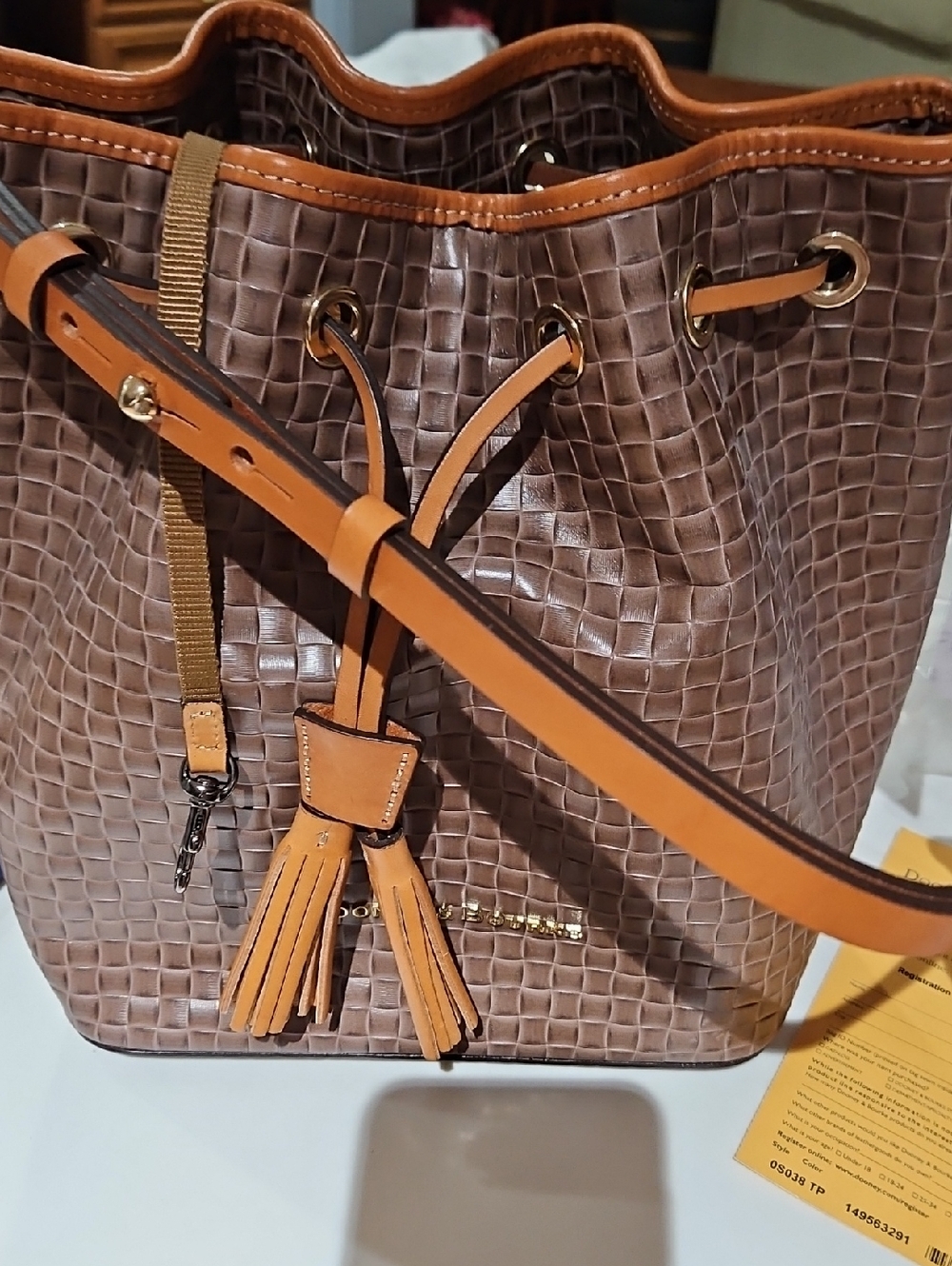 🤎 BIG WEEKEND SALE Dooney & Bourke Taupe Drawstring Hobo Bag - Picture 14 of 16